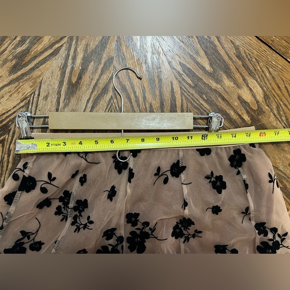 Chicwish Black and brown Floral Maxi Skirt - Picture 5 of 12